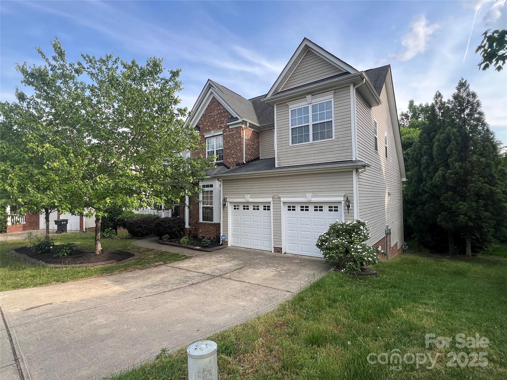 715 Larimer Lane