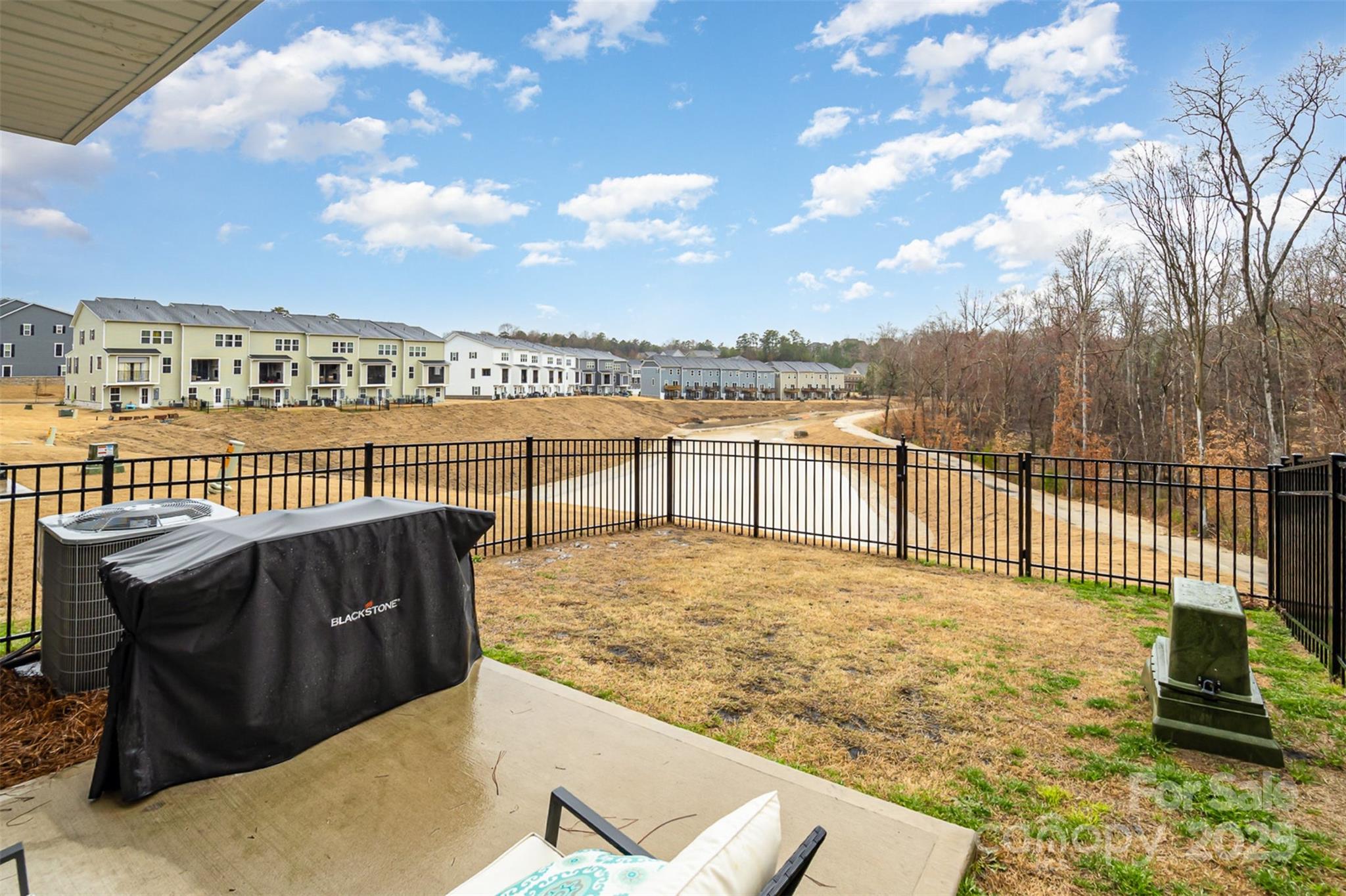 Trinity Townes - Residential