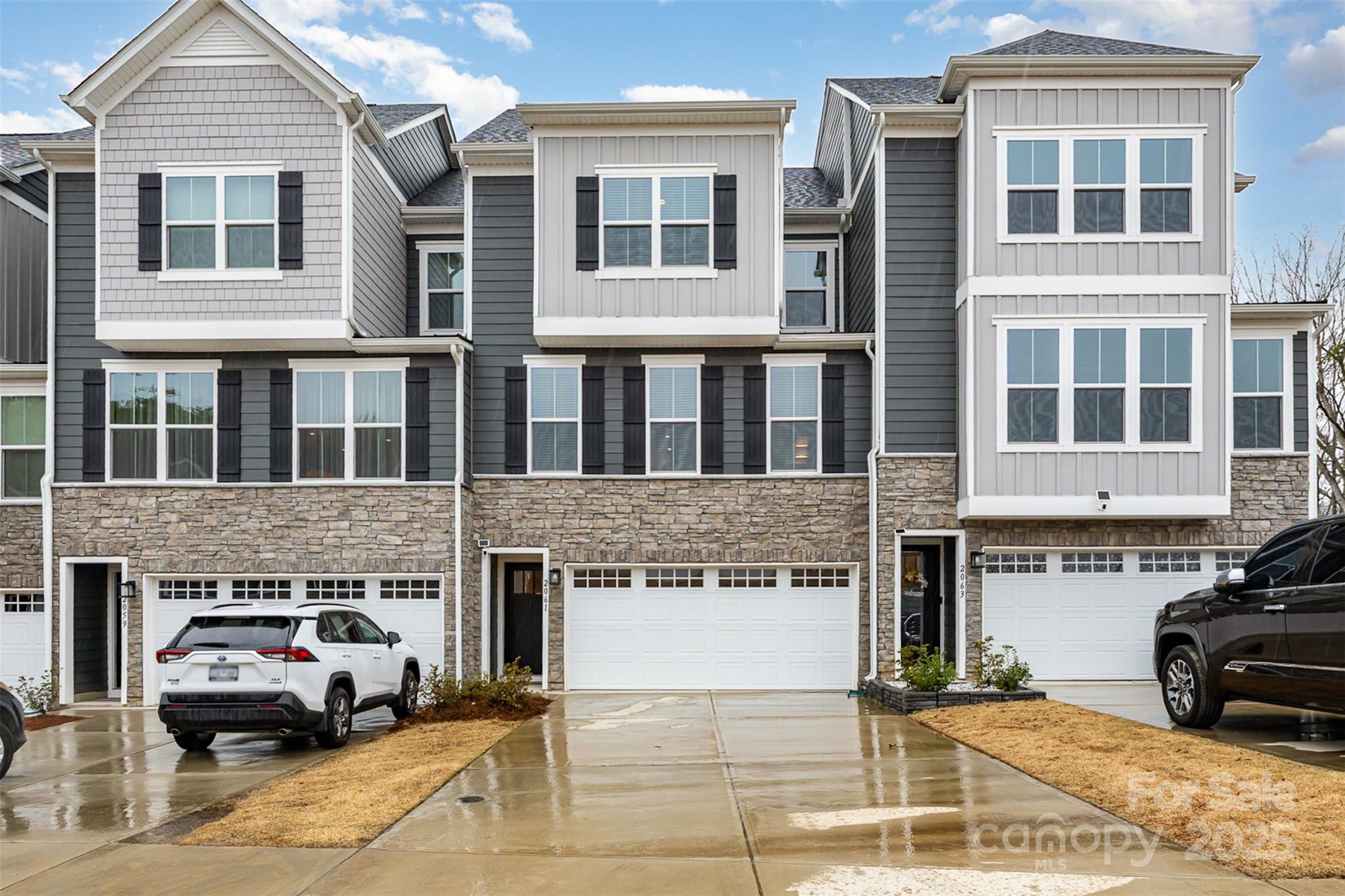 Trinity Townes - Residential