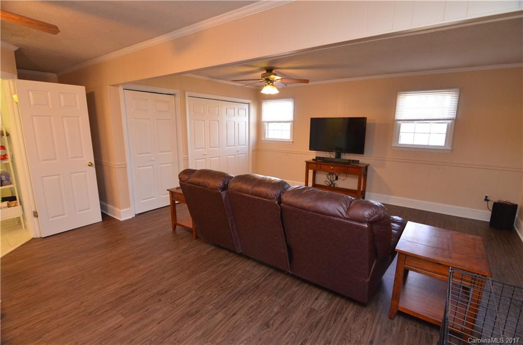Lakewood Gardens - Residential