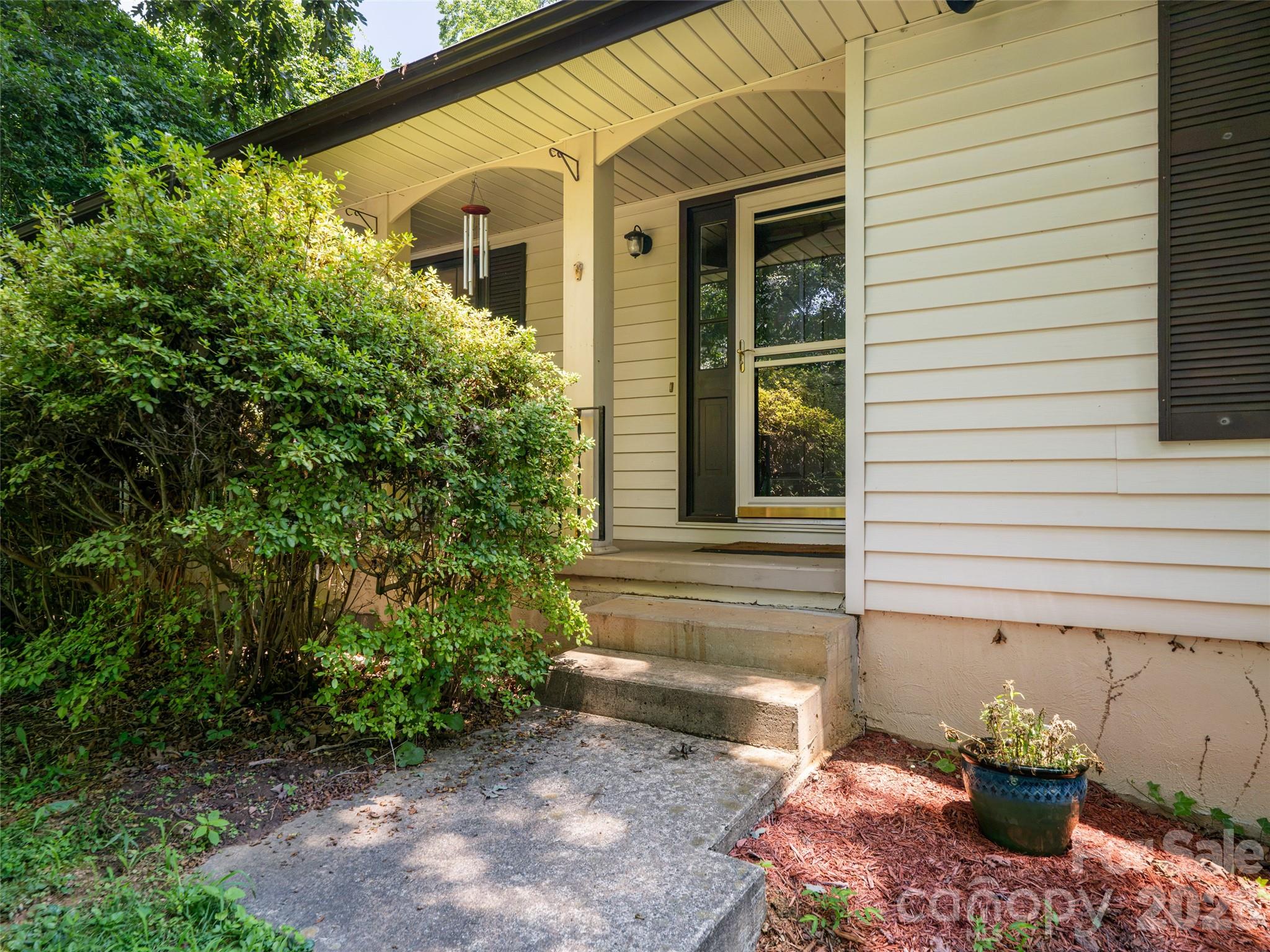 14 Forest Ridge Drive