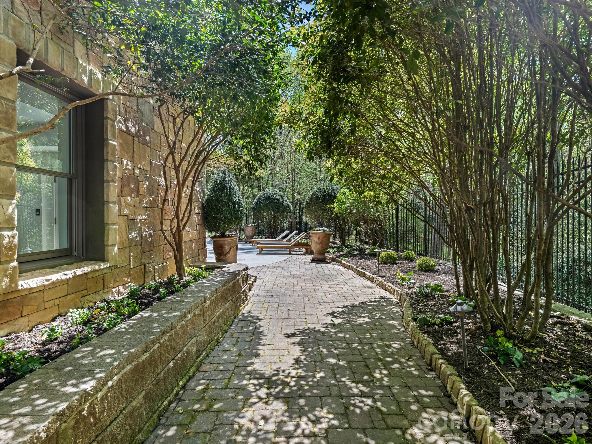 Greyson - Residential