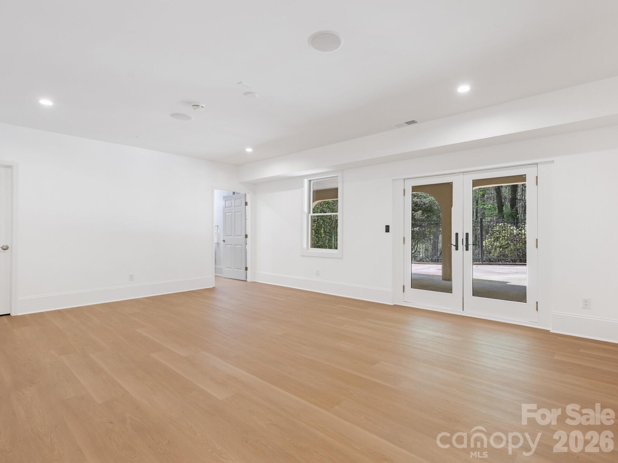 Greyson - Residential