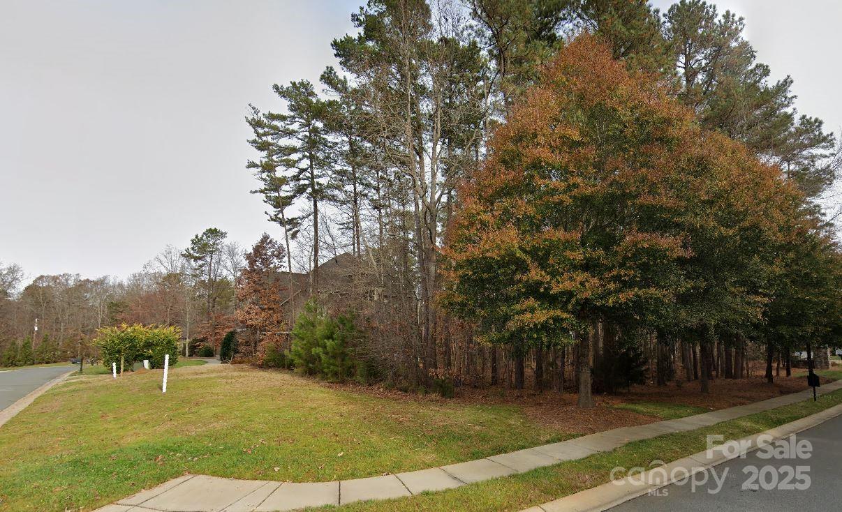 2013 Garden View Lane