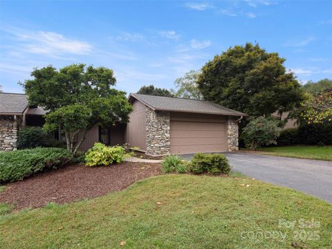 Photo of 5 Ridge Terrace, Asheville, NC 28804 (MLS # 4308830)