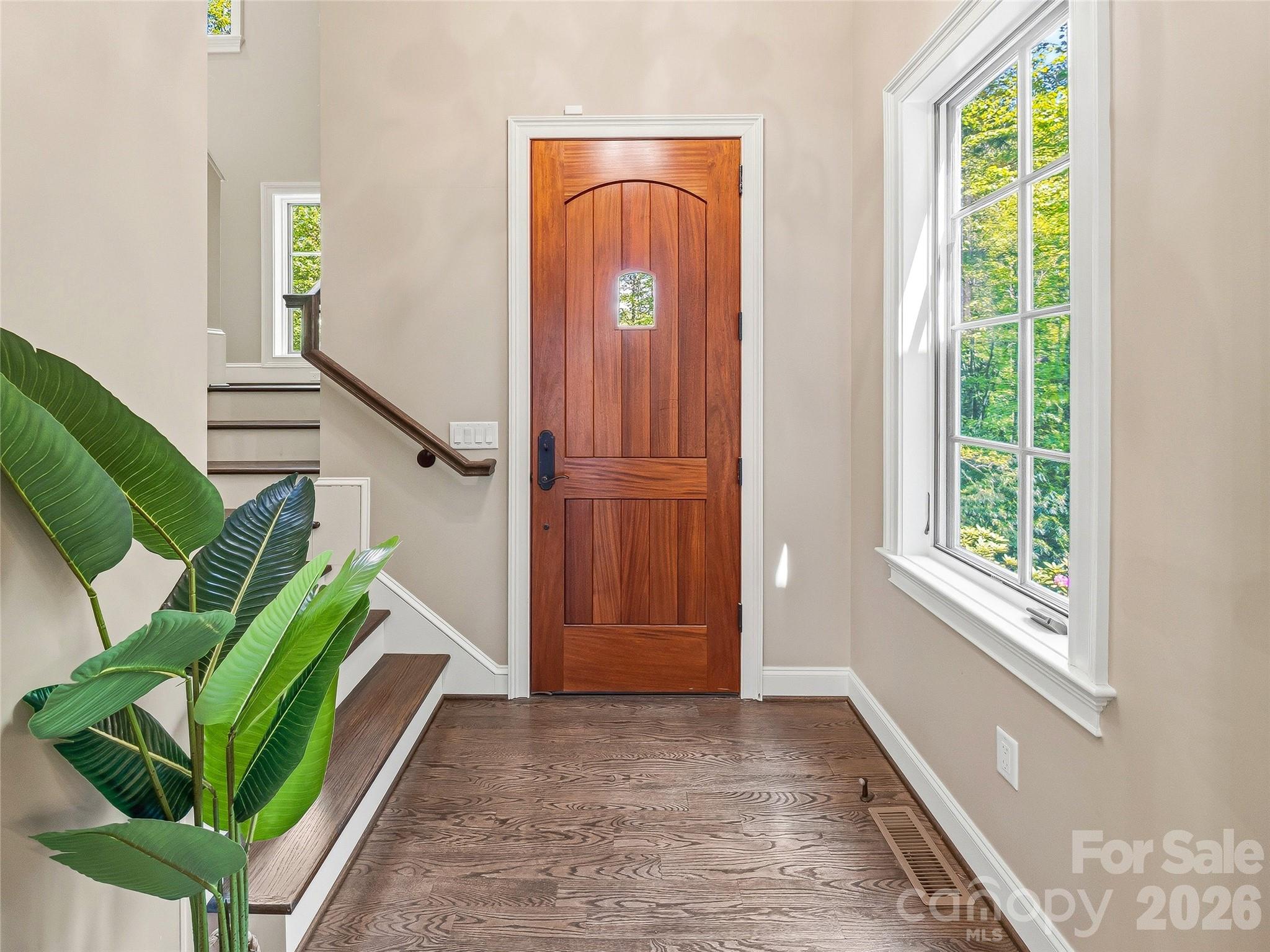 732 Streamside Drive