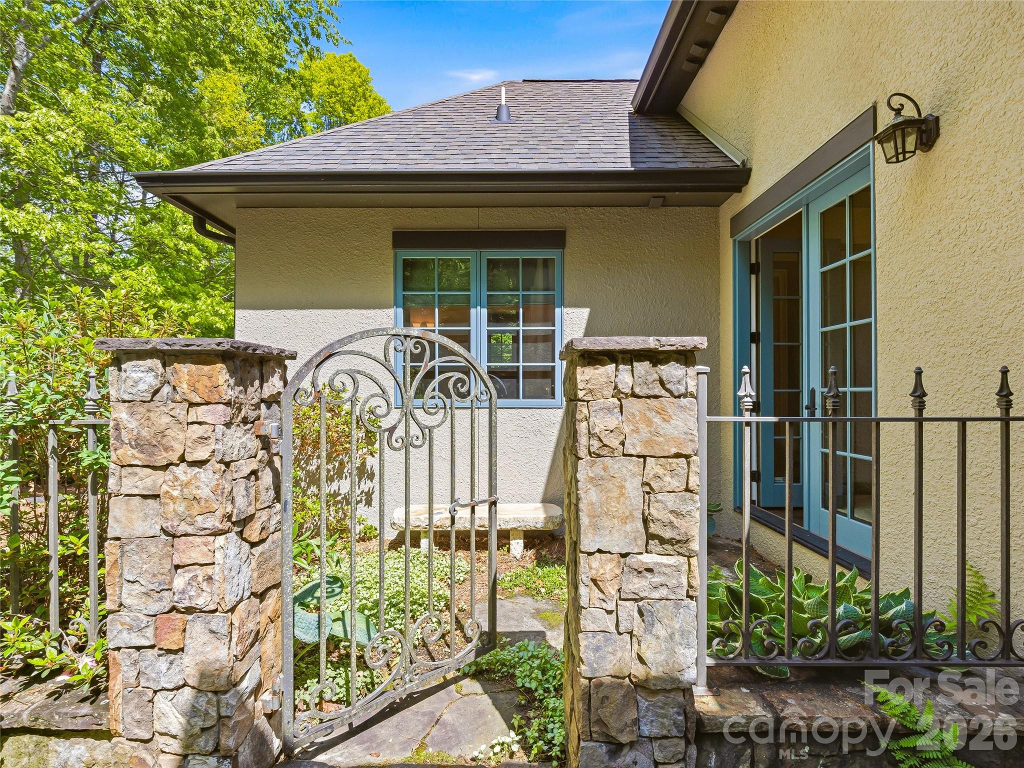 Avery Park - Residential