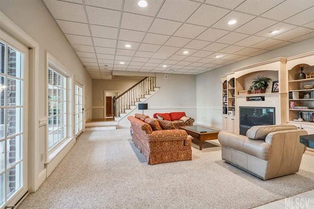 Lakegrove - Residential