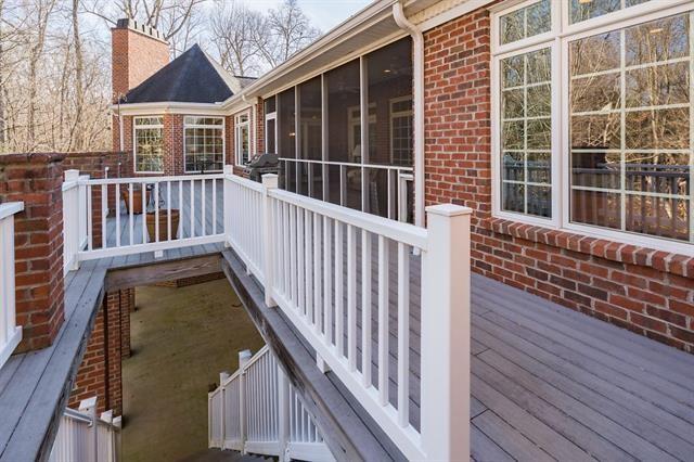 Lakegrove - Residential