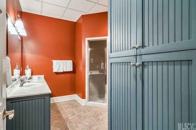 Lakegrove - Residential