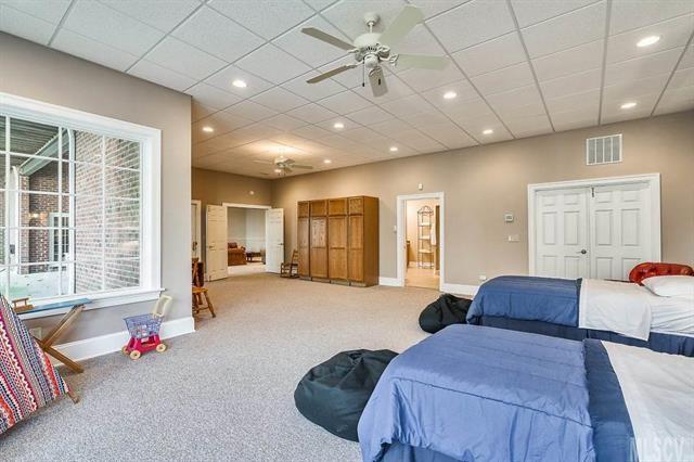 Lakegrove - Residential