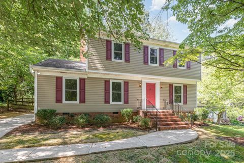 3031 Heathcroft Court Charlotte NC 28269