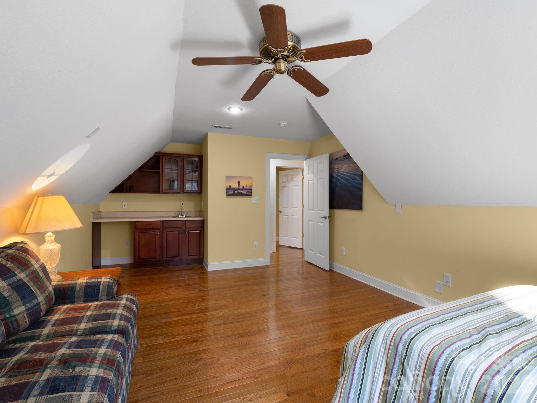 Rumbling Bald on Lake Lure - Residential