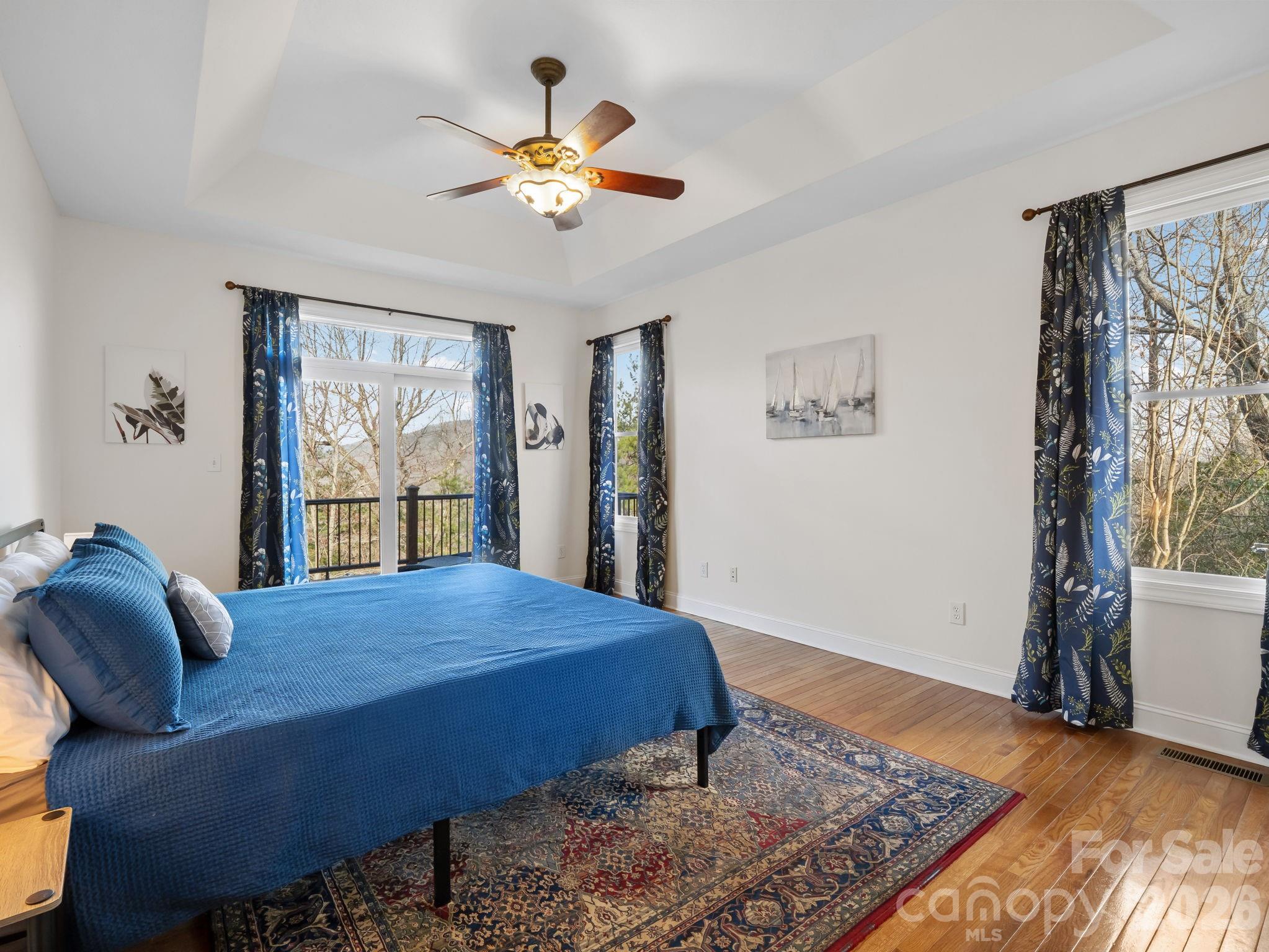 Rumbling Bald on Lake Lure - Residential