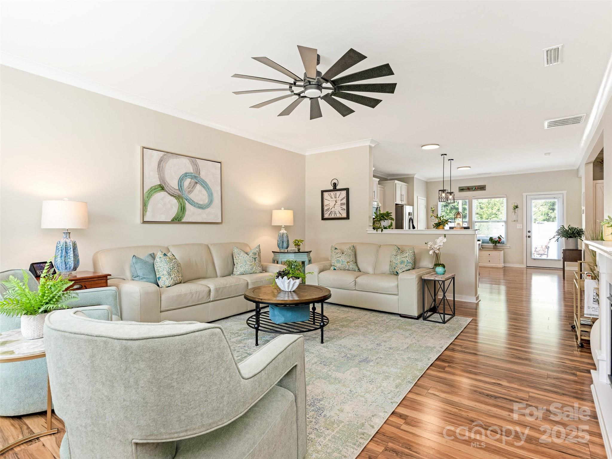 342 Battery Circle