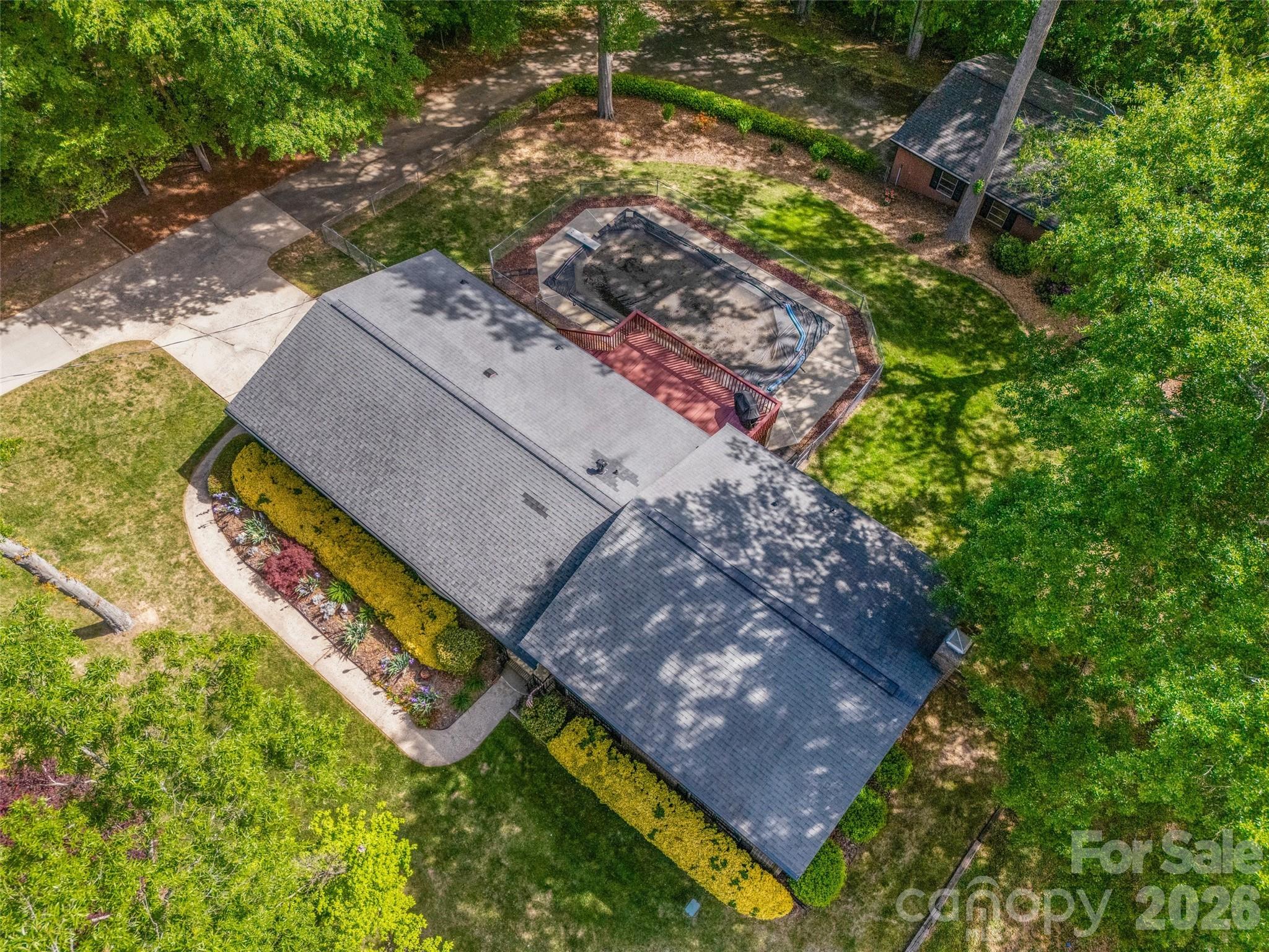 1914 N New Hope Road