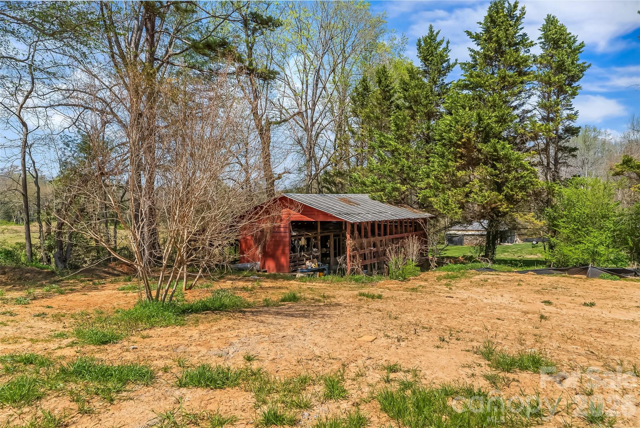 SIDES ESTATE - Residential