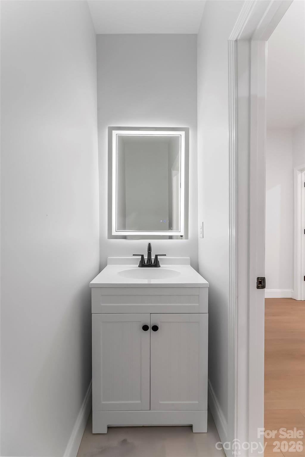 SIDES ESTATE - Residential