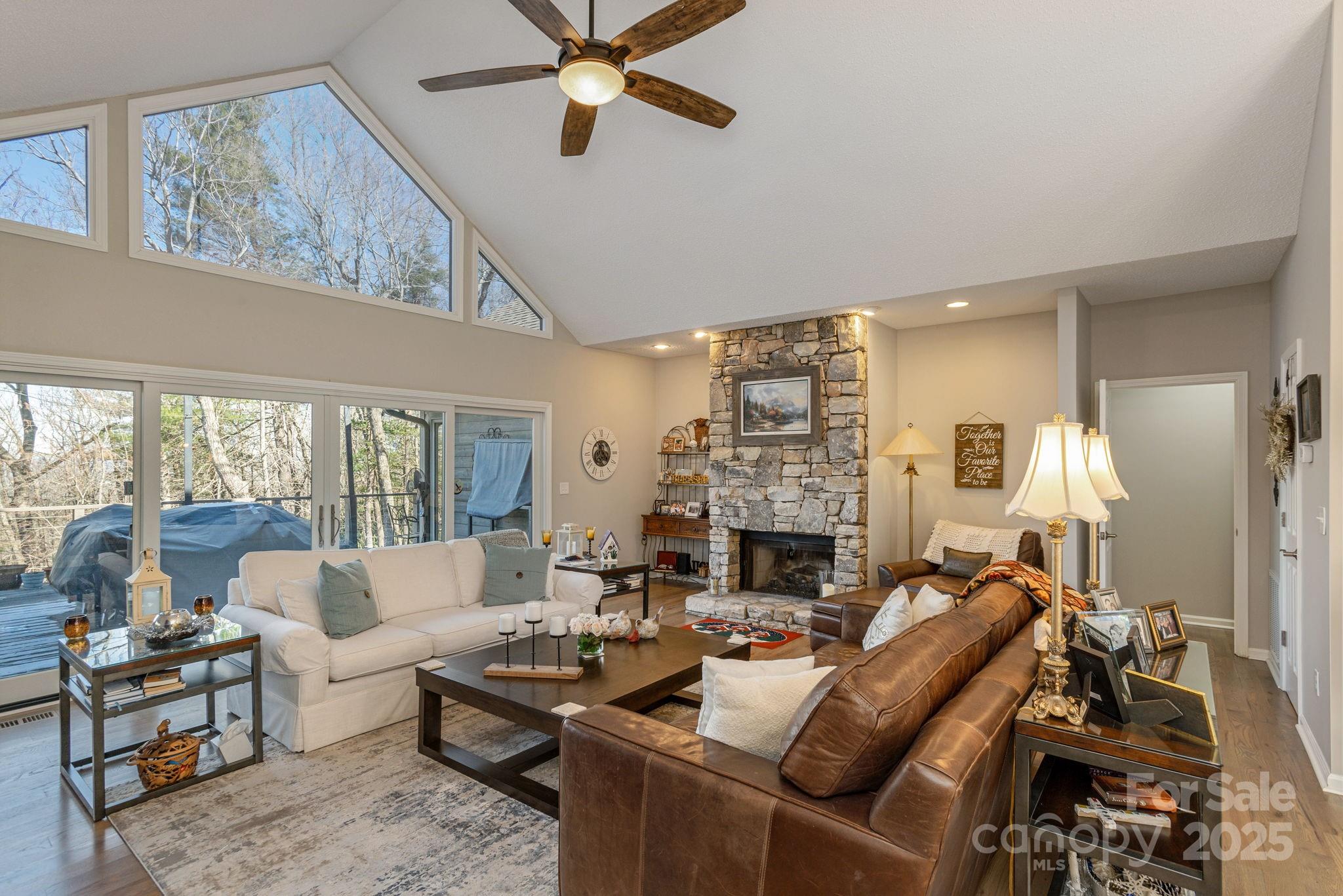 155 POPLAR LOOP Drive