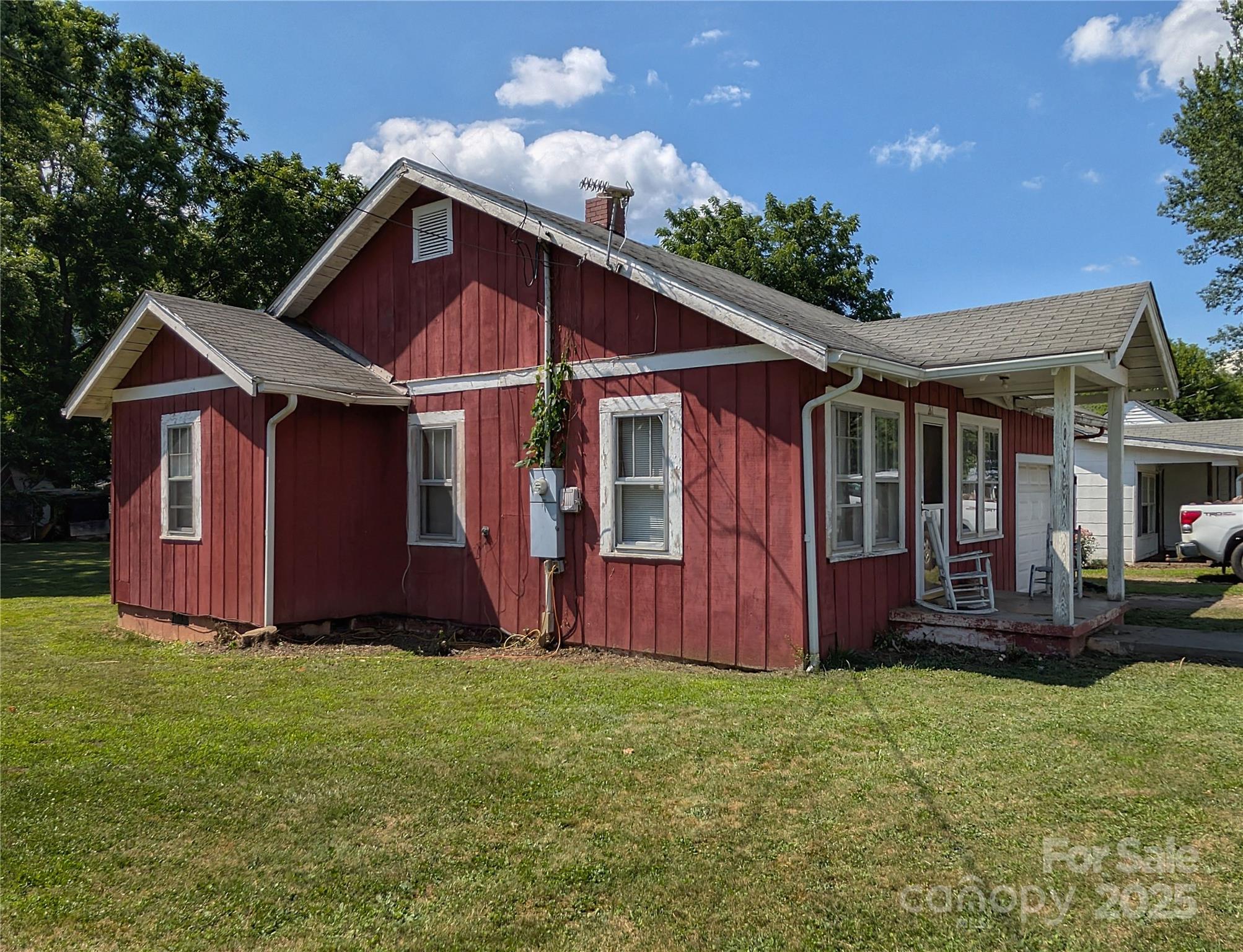 261 Westwood Circle