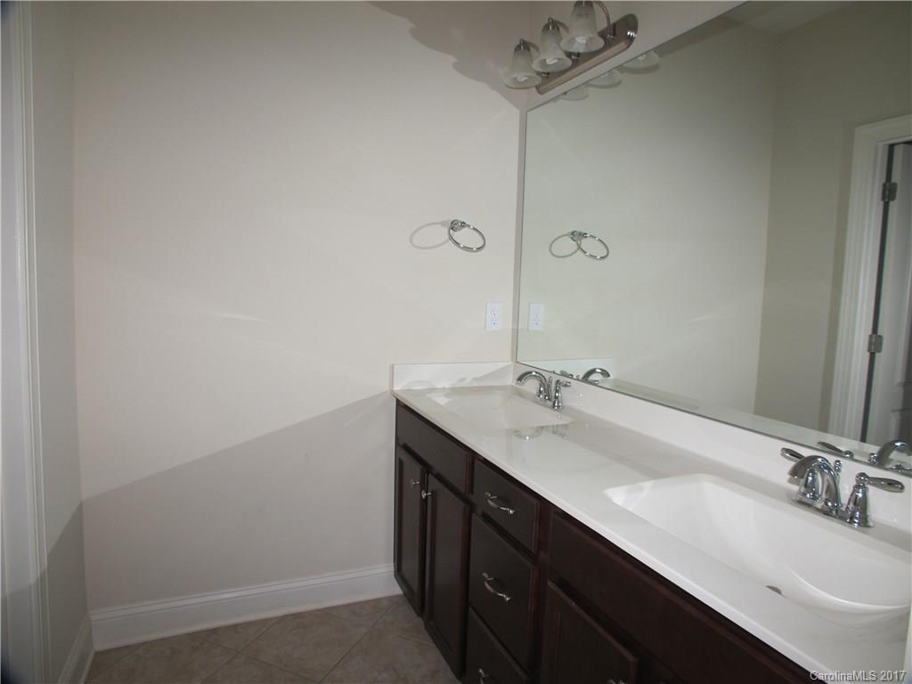 Olde Blakeney - Residential Lease