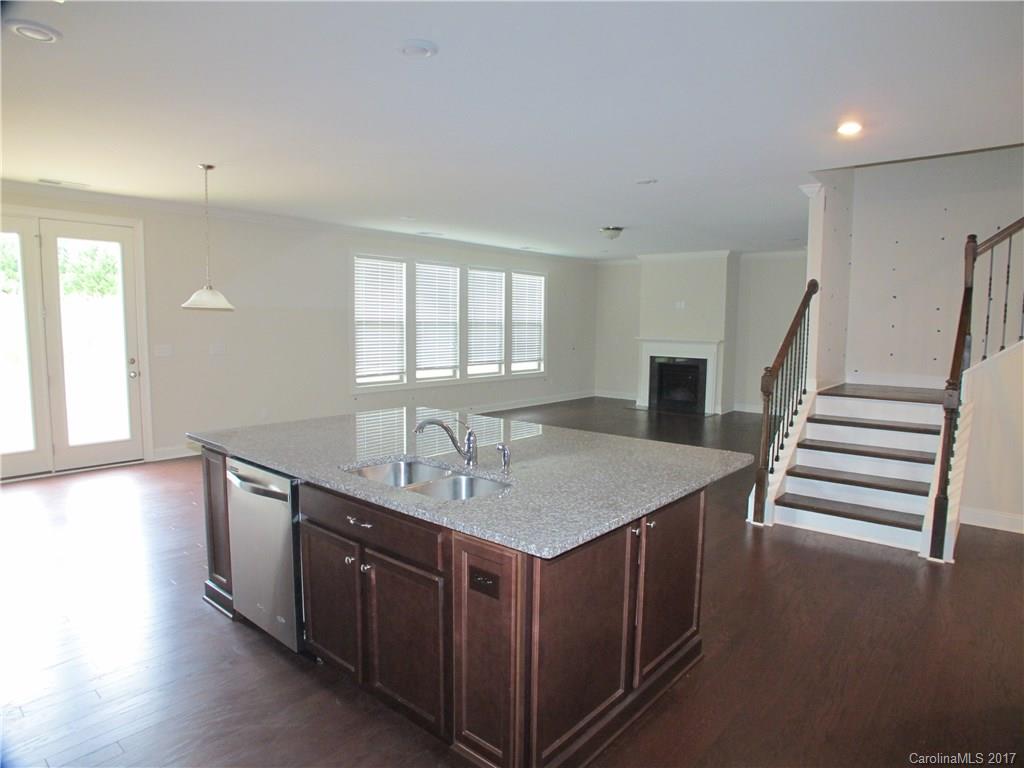 Olde Blakeney - Residential Lease