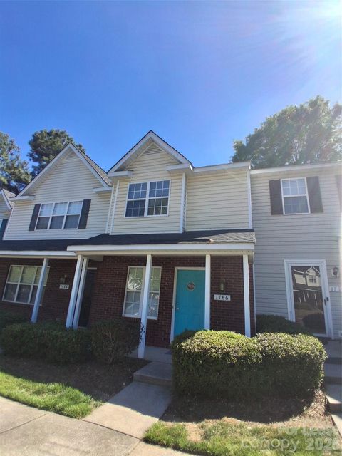 Photo of 1786 Forest Side Lane, Charlotte, NC 28213 (MLS # 4371169)