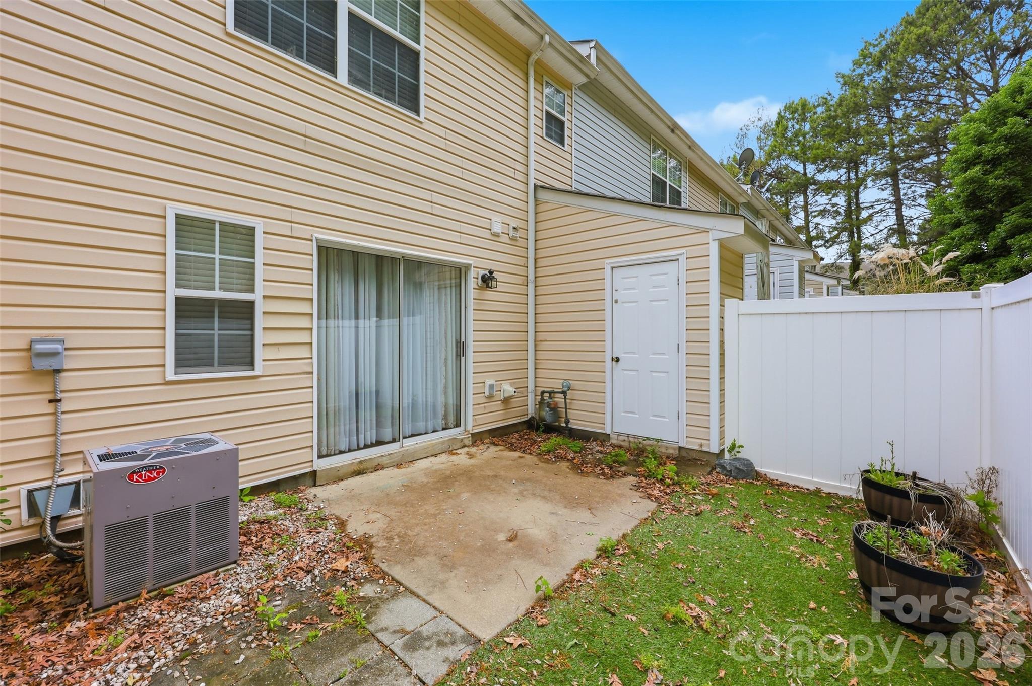 The Townes At River Crossing - Residential