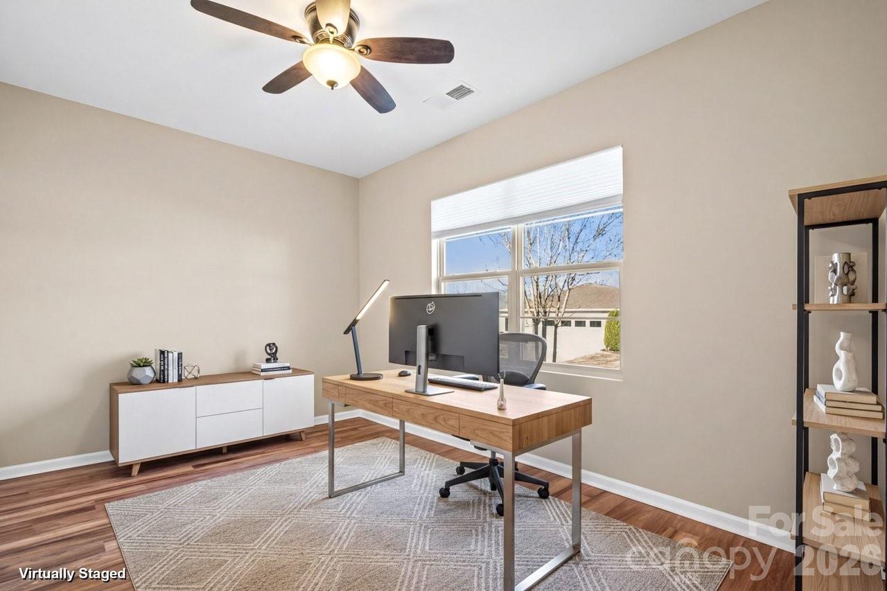 4843 Looking Glass Trail