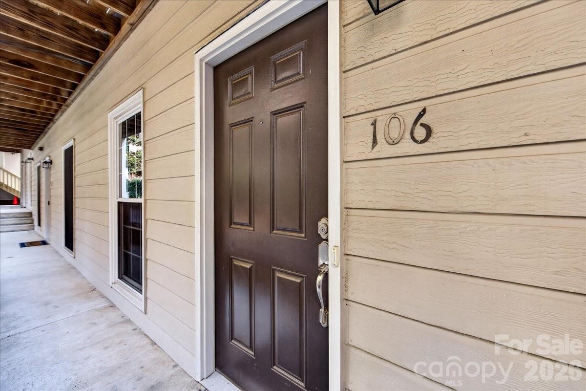 301 Queens Road 106