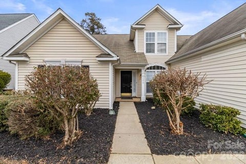 Photo of 11619 Planters Estates Drive, Charlotte, NC 28278 (MLS # 4423181)