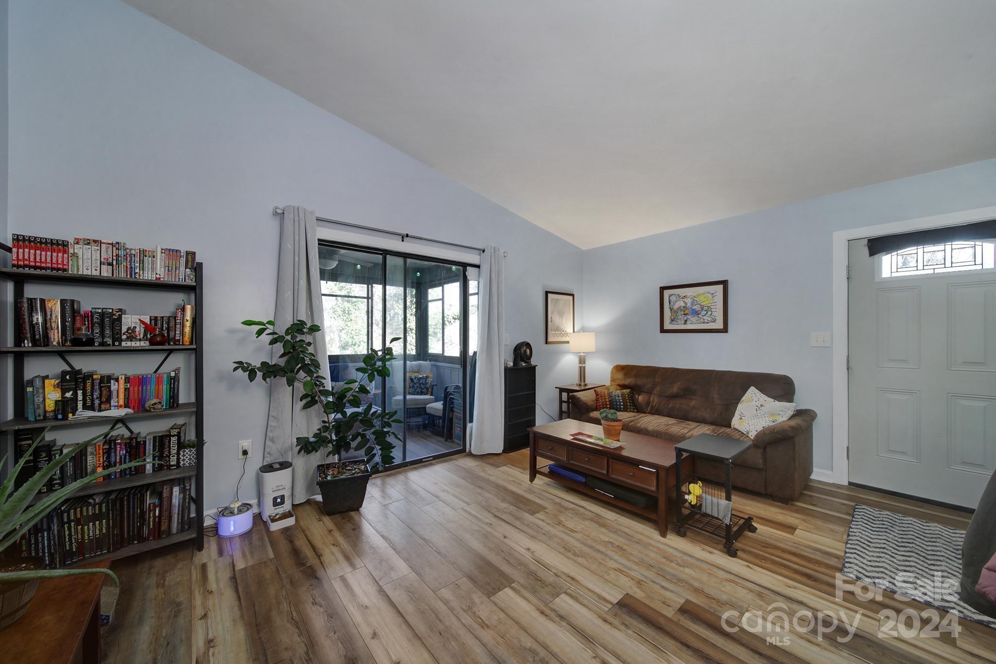 Hunters Chase - Residential