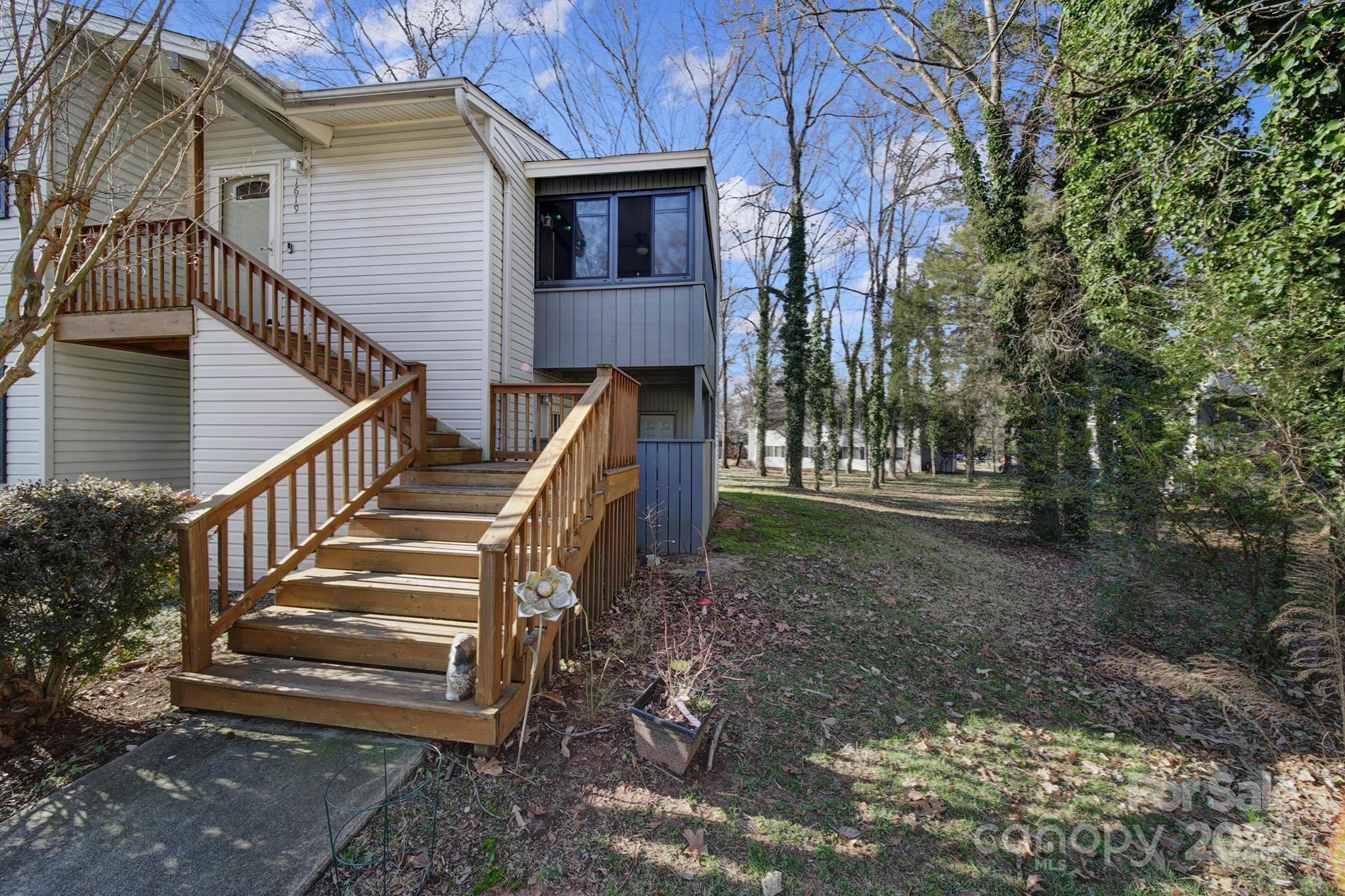 Hunters Chase - Residential