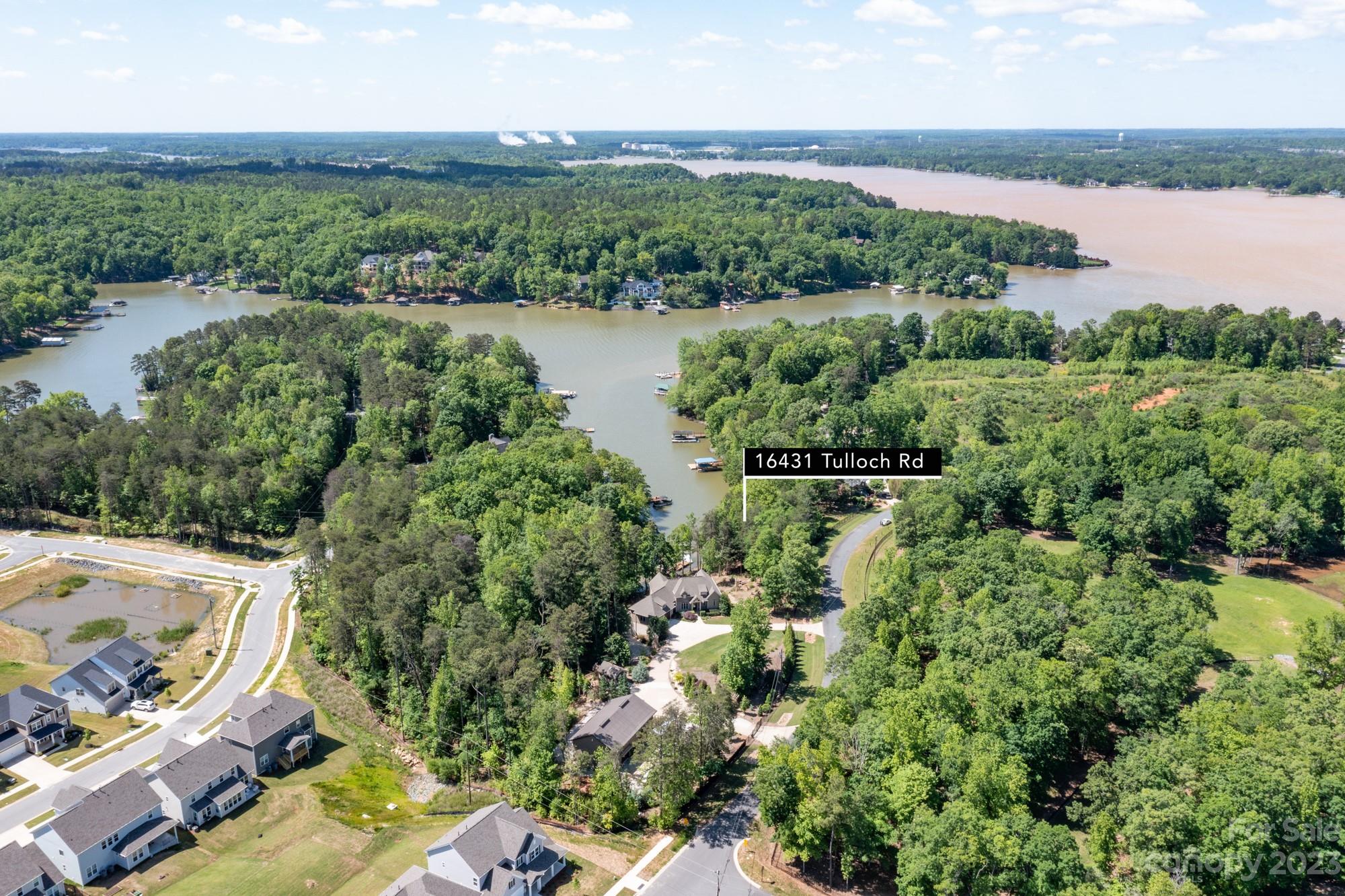 The Palisades - Land