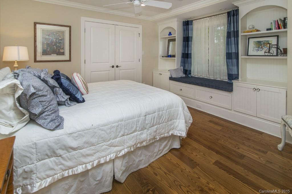 Country Club Shores - Residential