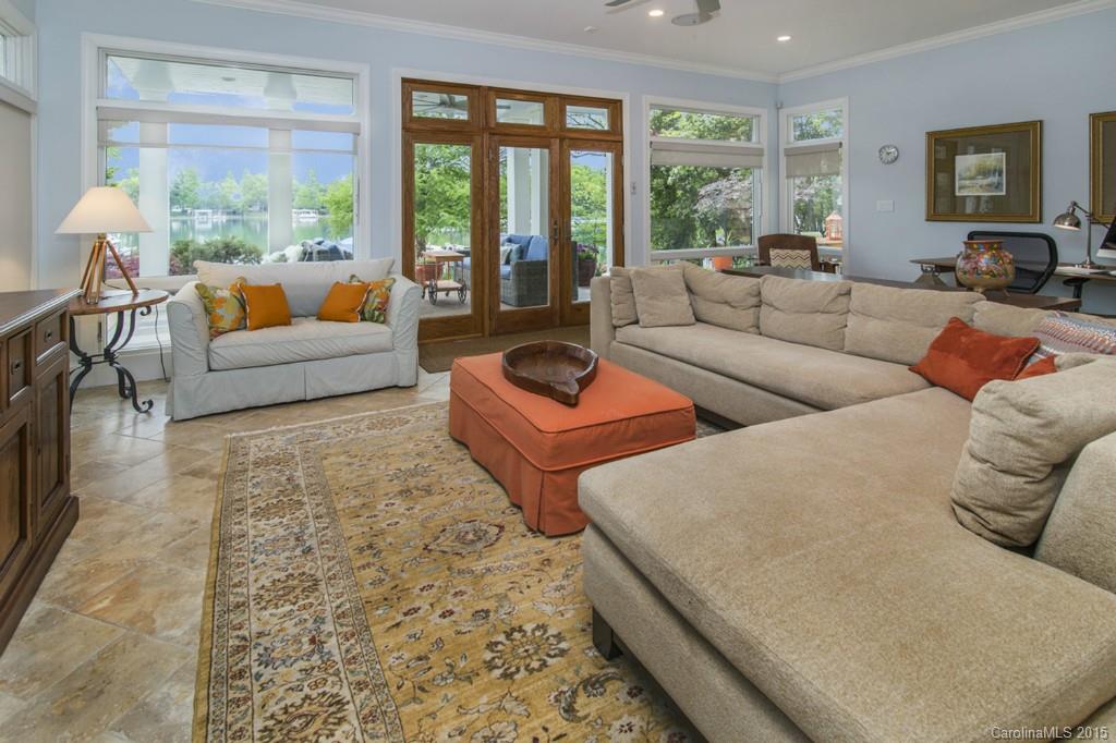 Country Club Shores - Residential