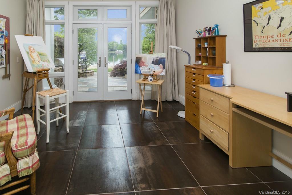 Country Club Shores - Residential