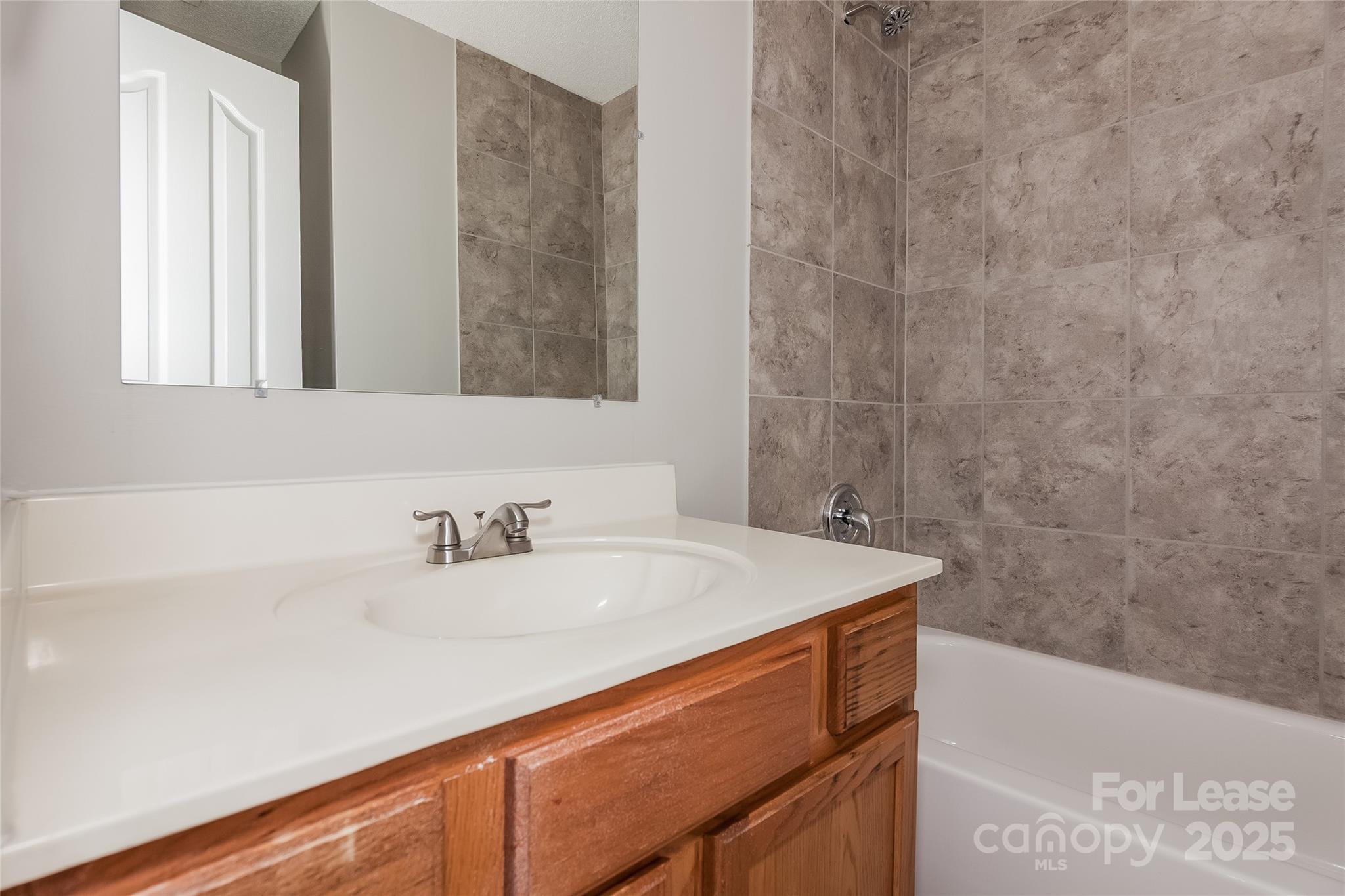 Generals Estates - Residential Lease