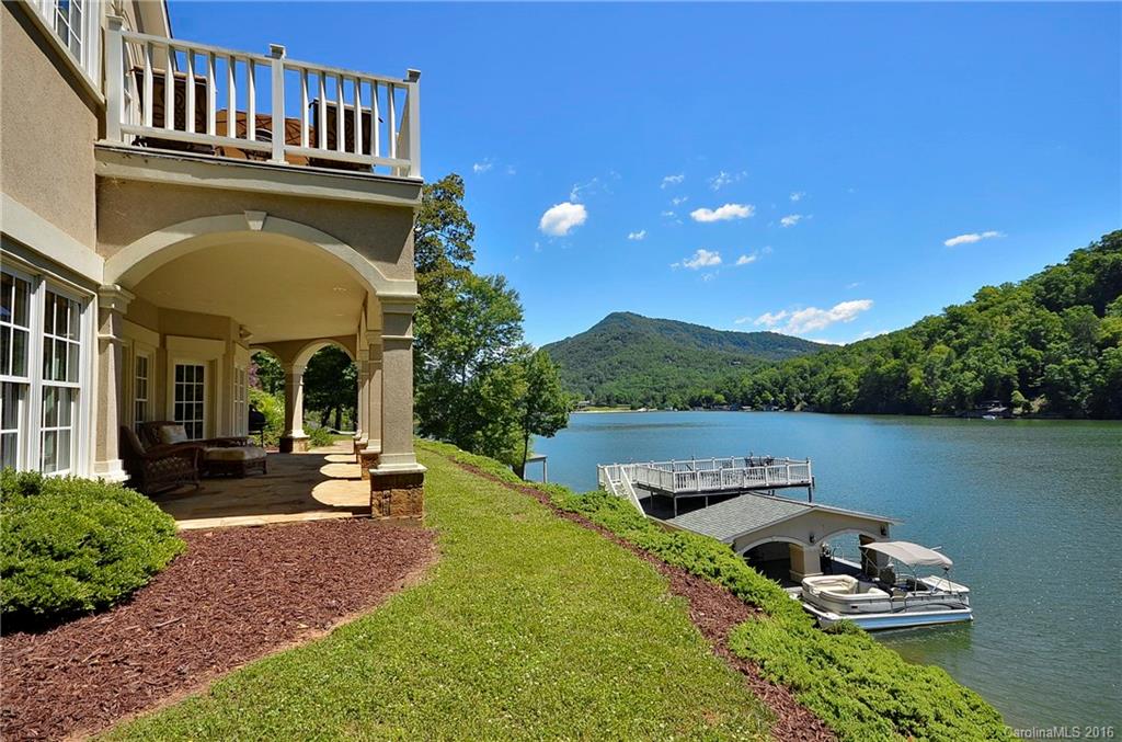 Rumbling Bald on Lake Lure - Residential