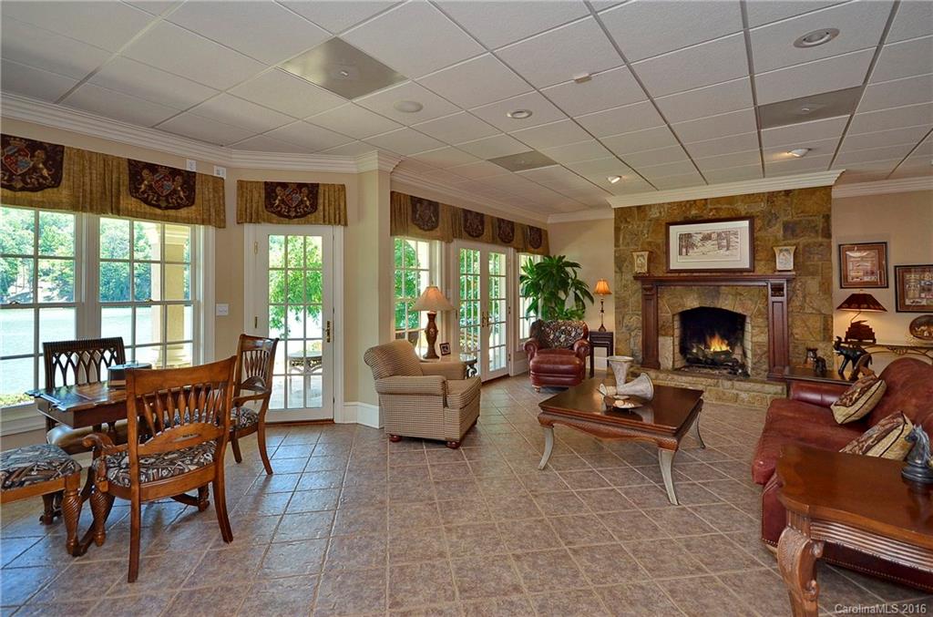 Rumbling Bald on Lake Lure - Residential