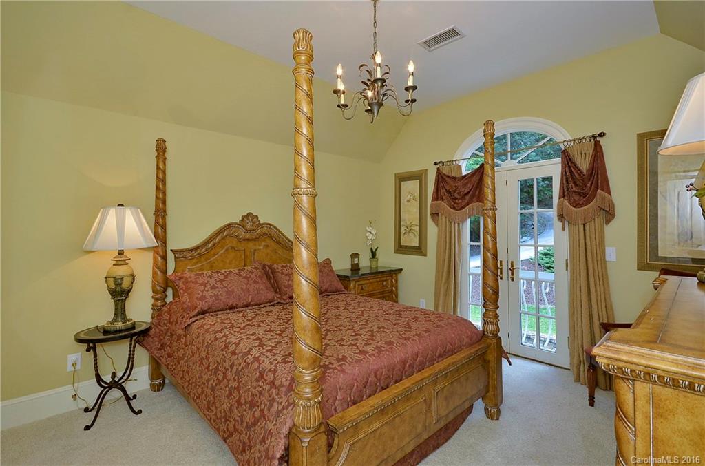 Rumbling Bald on Lake Lure - Residential