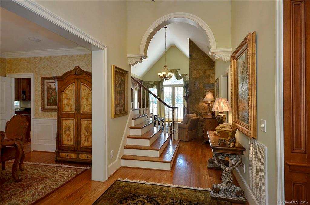 Rumbling Bald on Lake Lure - Residential