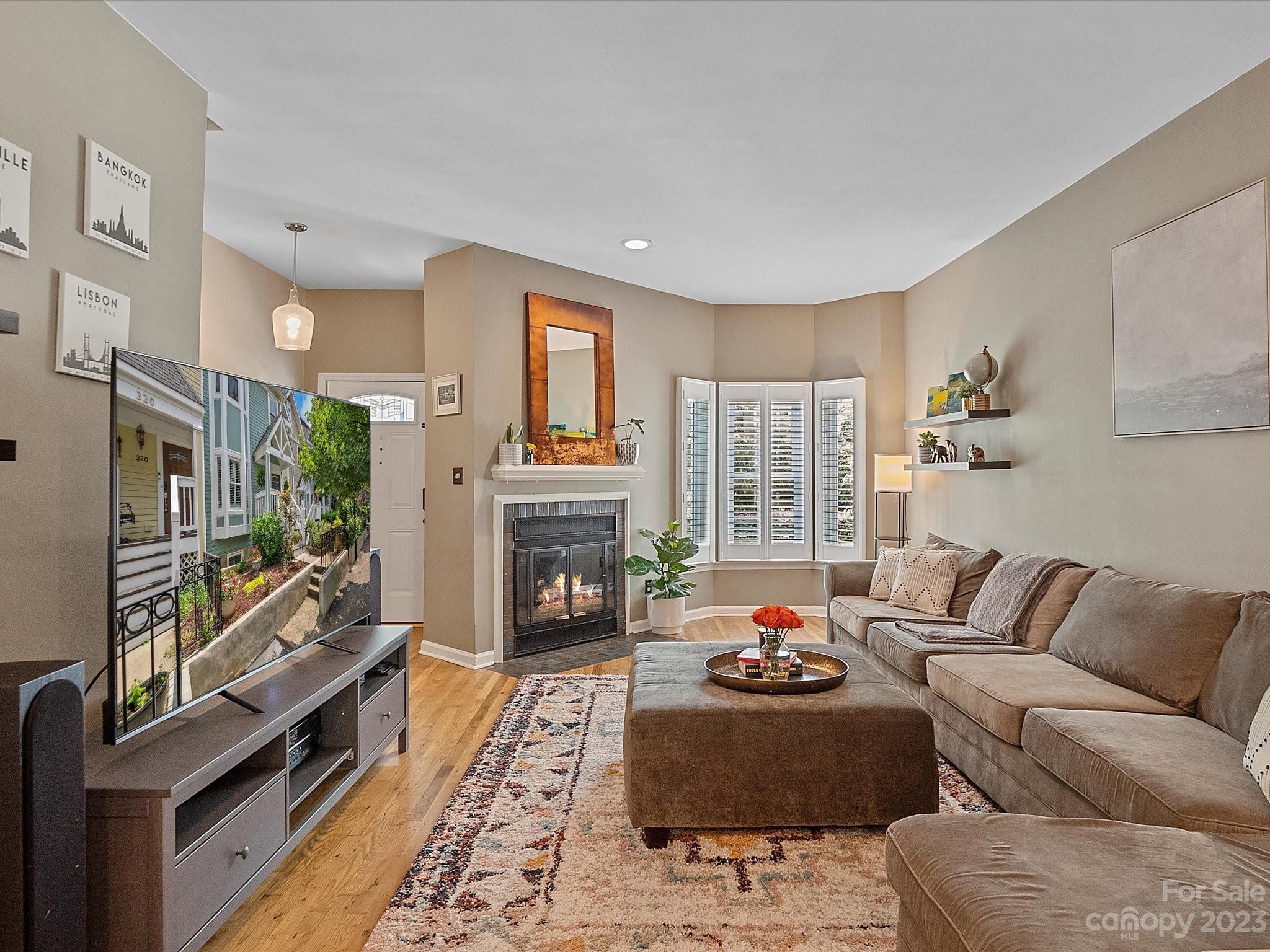 10th Avenue Townhomes - Residential