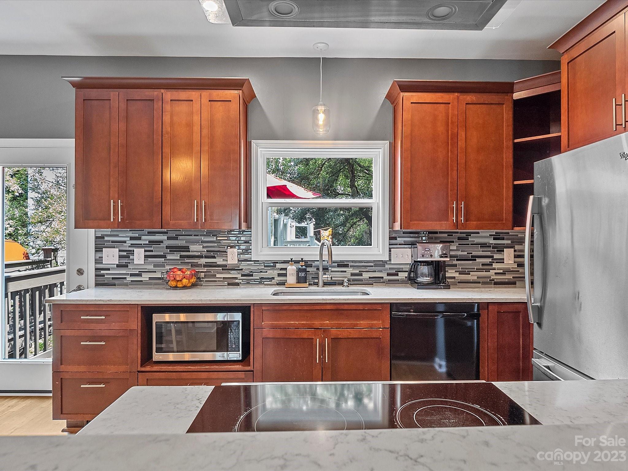 10th Avenue Townhomes - Residential