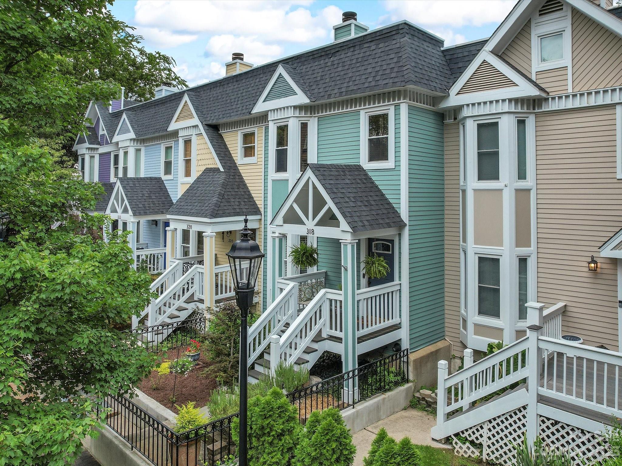 10th Avenue Townhomes - Residential
