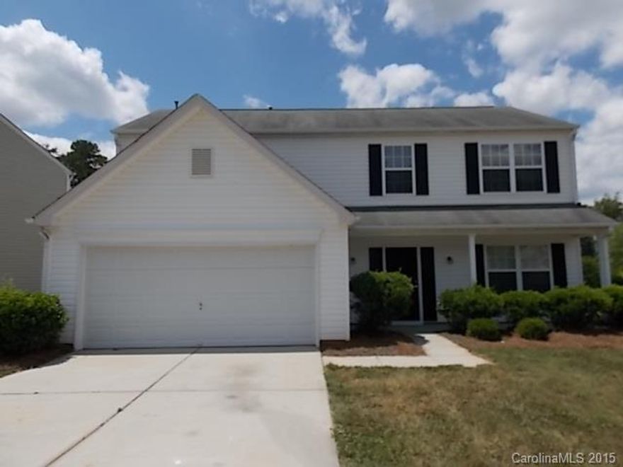 Bright and open three bedroom, two story home in NW Charlotte off Sunset Rd. The large kitchen has tons of cabinet and counter top space, updated appliances, a gas stove and opens to the formal dining room, eat in area and great room! All bedrooms are located upstairs, the master suite has large closets and a spacious bathroom. Located on a corner lot and available now!