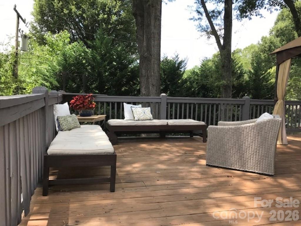 Ashbrook - Residential