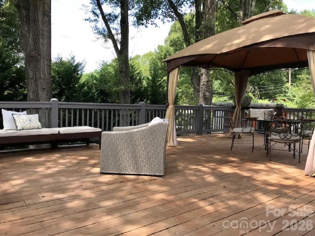 Ashbrook - Residential
