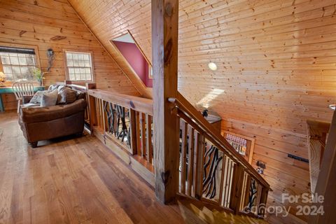 A home in Pisgah Forest