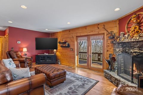 A home in Pisgah Forest